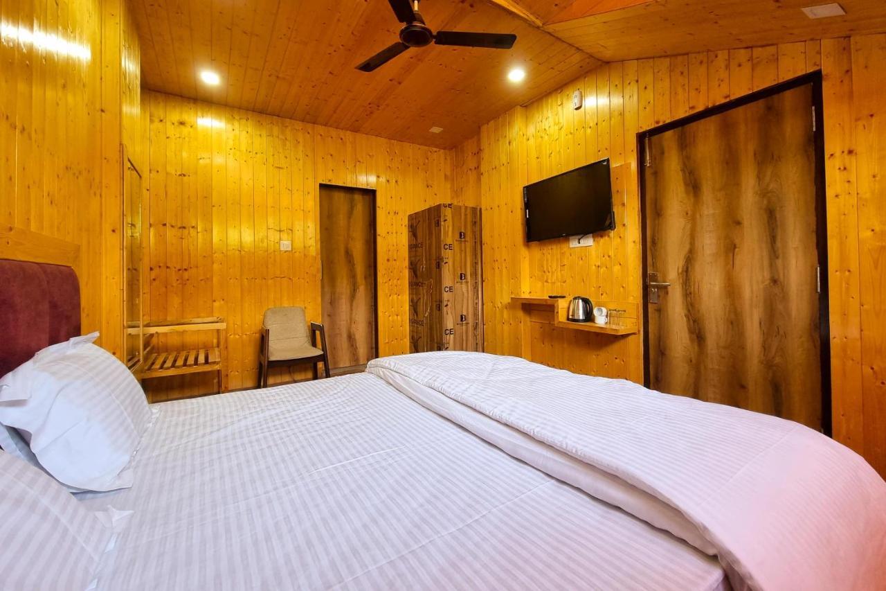Hotel White Cloud Banikhet Екстер'єр фото