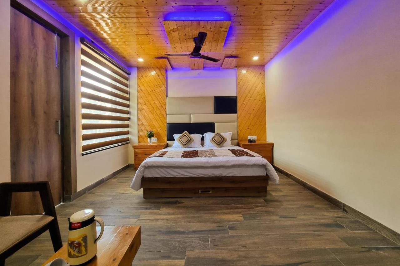 Hotel White Cloud Banikhet Екстер'єр фото